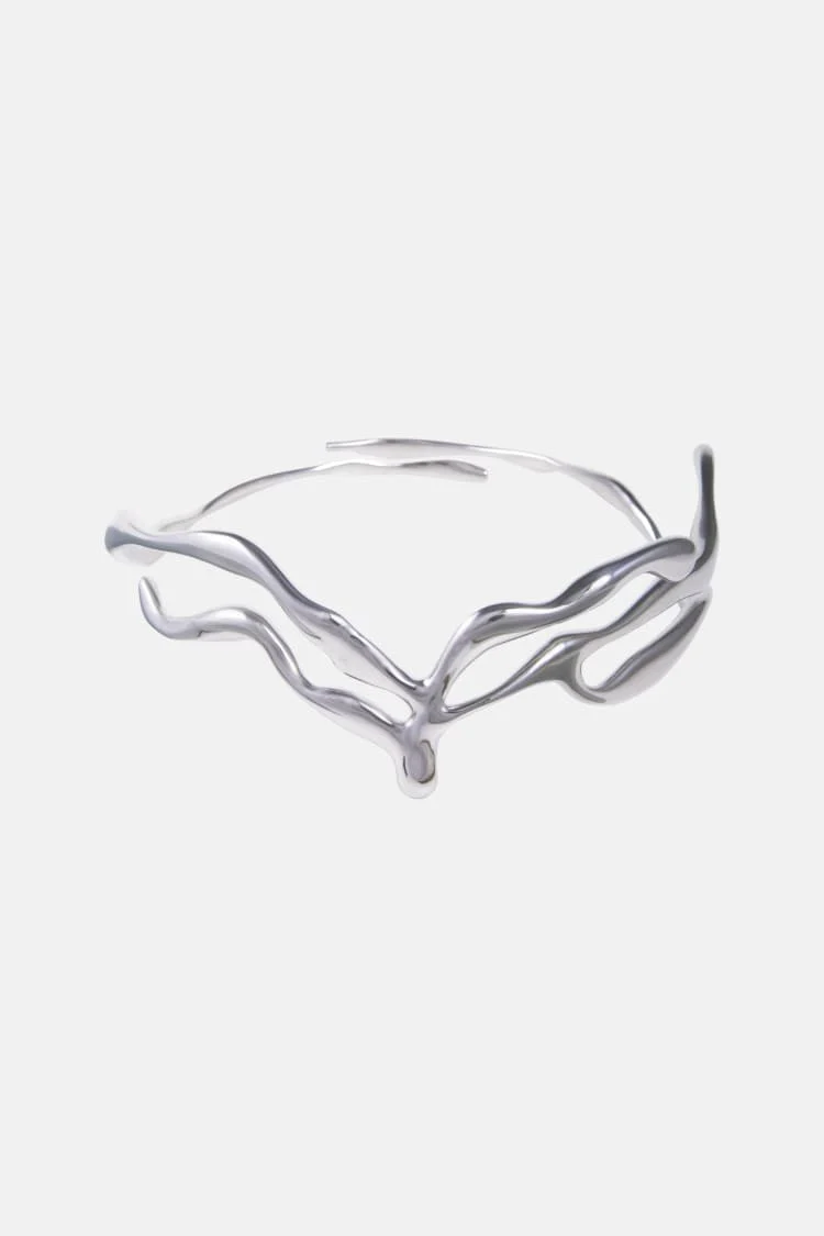 organic-shaped crown in silver